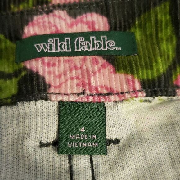 Wild Fable Women's 4 Black Corduroy Roses Mini Skirt - Picture 8 of 10